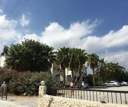 Alojamento de Acomodação e Pequeno-almoço Paradise Kazaphani