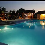 Paradise 3*