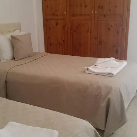 Bed & Breakfast Paradise