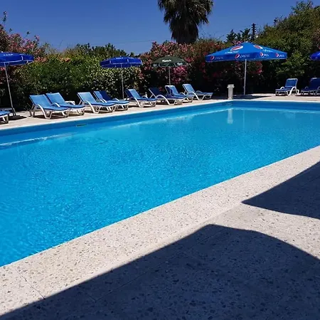 Paradise Bed & Breakfast Kazaphani