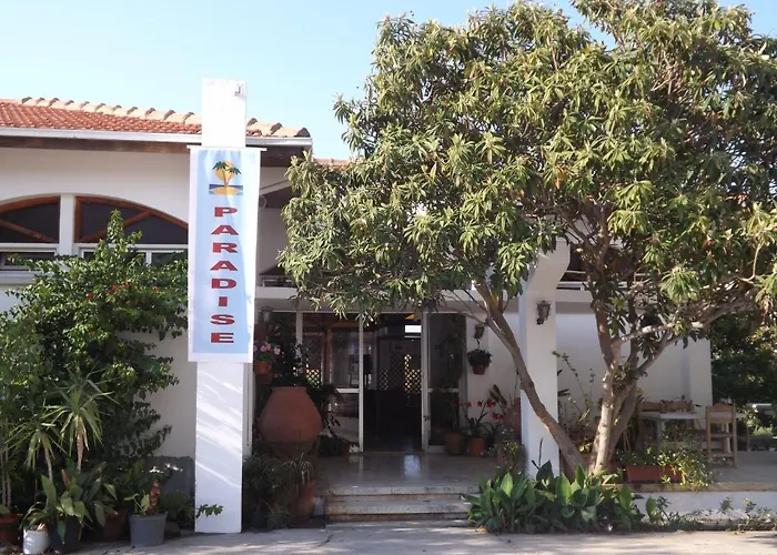 Paradise 4* Kazaphani