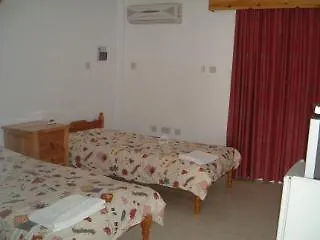 Paradise 4* Kazaphani