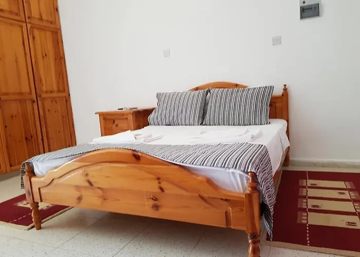 Bed & Breakfast Paradise 4*